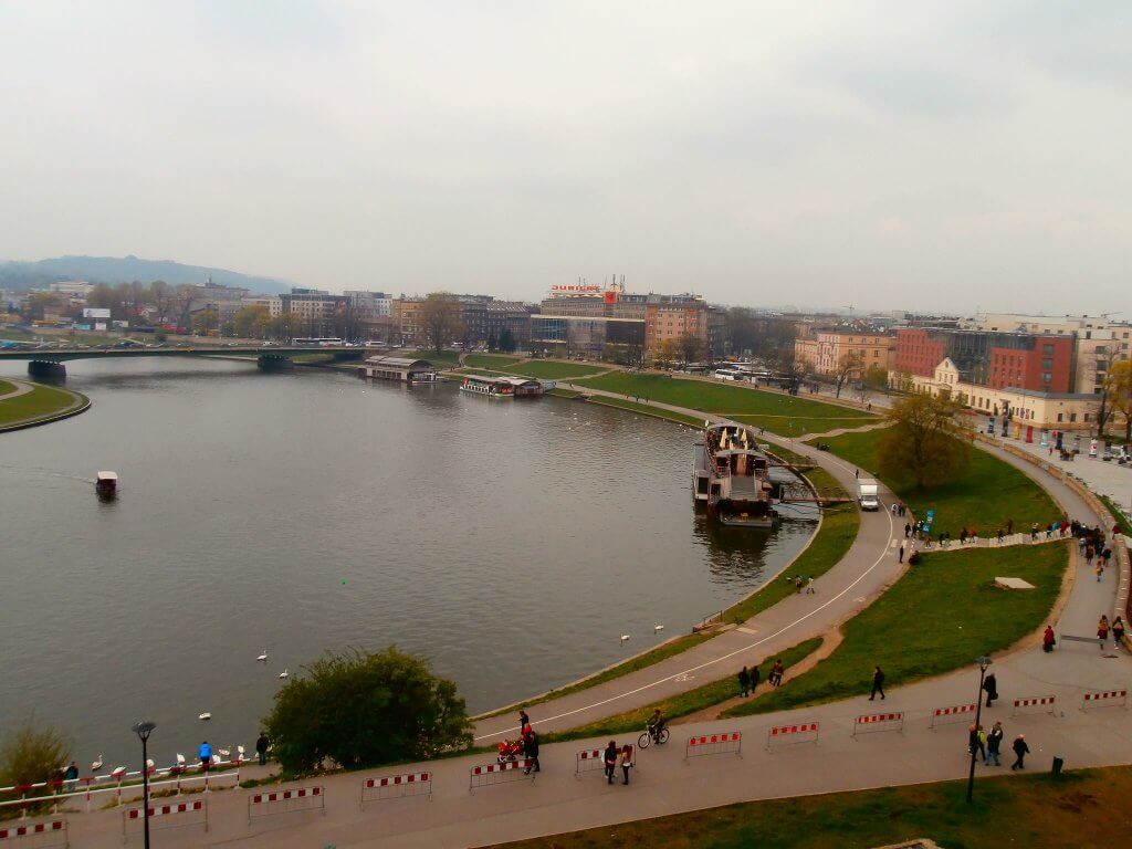 Miasta rozlewają się na przedmieścia. To powoduje coraz większe korki