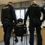 Policjanci zatrzymali nożownika, który zaatakował 12-latkę